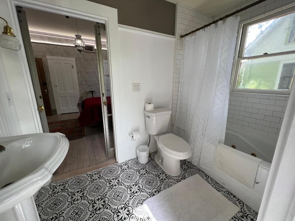 1001 Nights Historic Bed And Breakfast Adults Only Saint Augustine Exterior foto